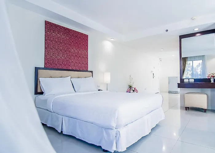 Romance Bangna Aparthotel Bangkok