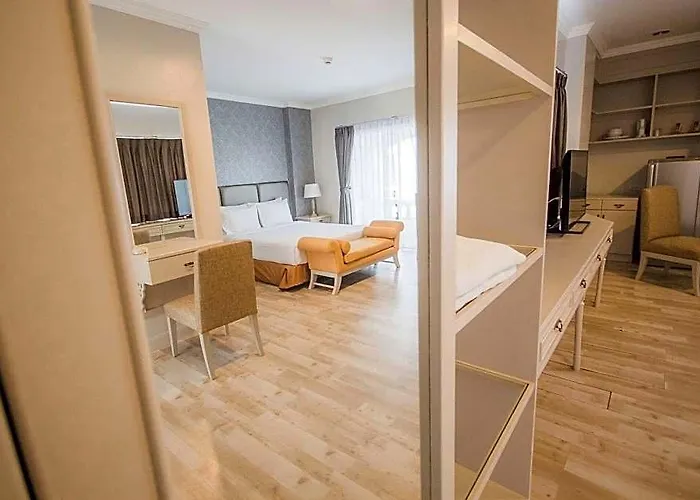 Romance Bangna 3*
