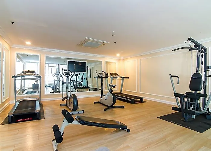 Romance Bangna Aparthotel 3*