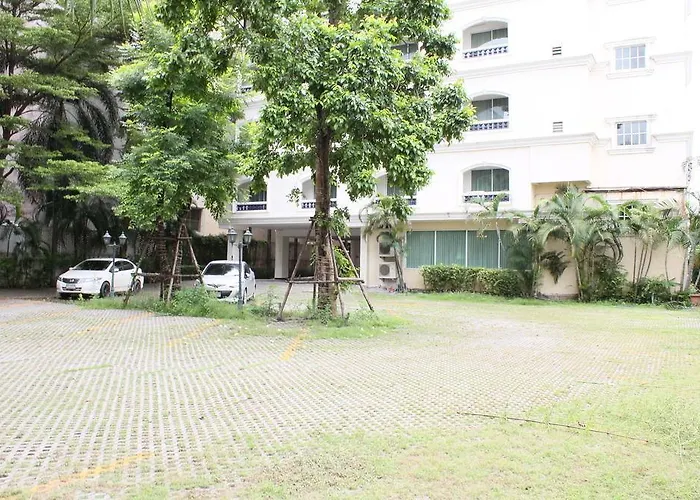Aparthotel Romance Bangna Bangkok